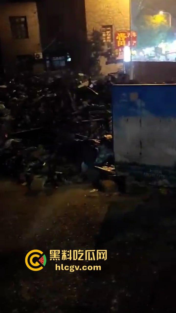 湖南衡阳又现深井吃人！工地拿纸皮当井盖 小学生坠井身亡！-10