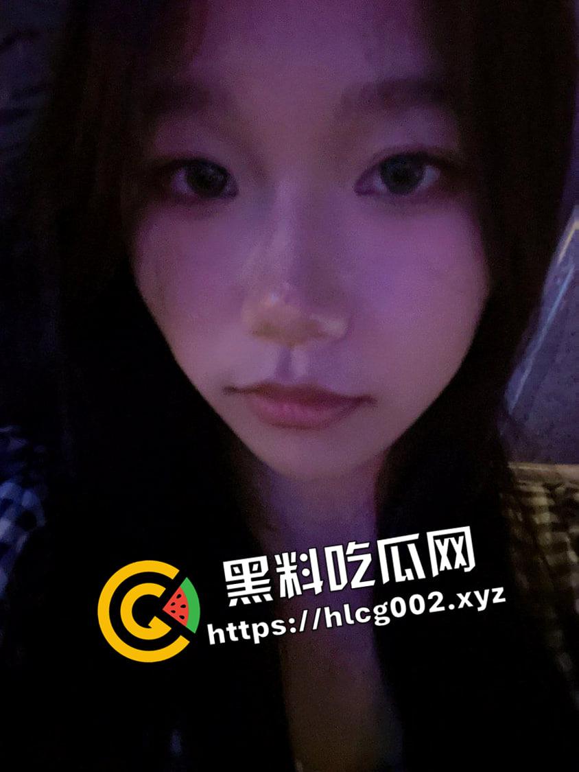 复旦大学大二系花网调流出  清纯美女却是极品巨乳 没有科技和狠活 梦中情乳 调教视频遭流出-1