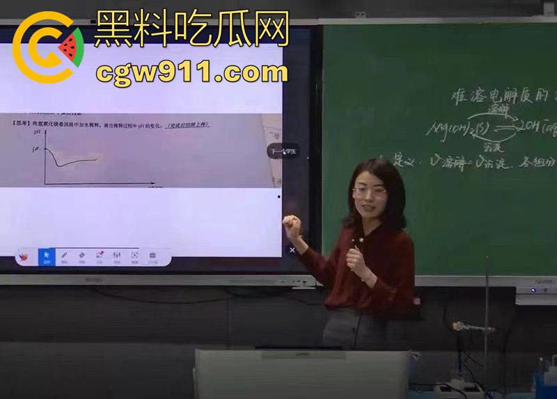 师生乱伦事件，上海二中高中女教师【张越】， 出轨16岁学生吴栋申，被丈夫实名举报出轨，聊天记录曝光！-12