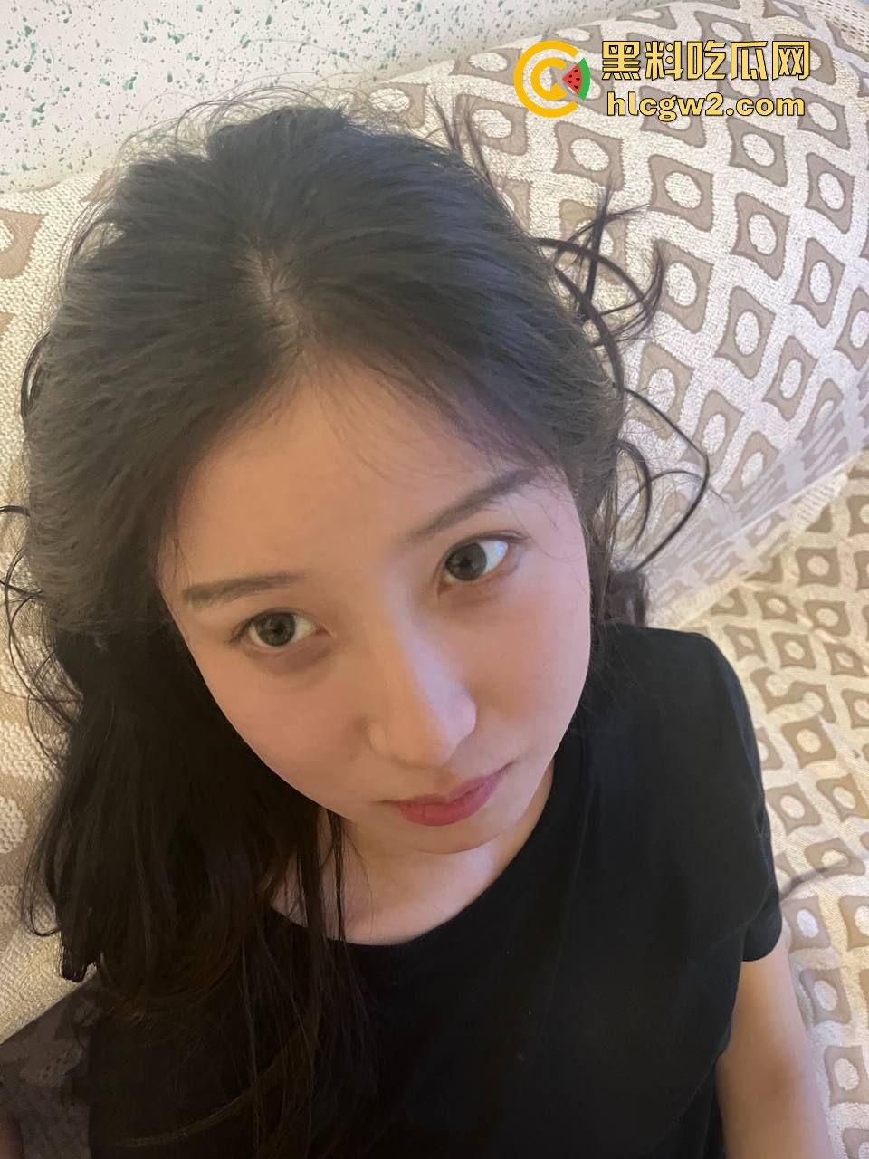 师大校花【邓萱】新欢上位，前任放大招泄露私密床照，娇喘声撩人不堪入目！校园反差婊实锤曝光！-1