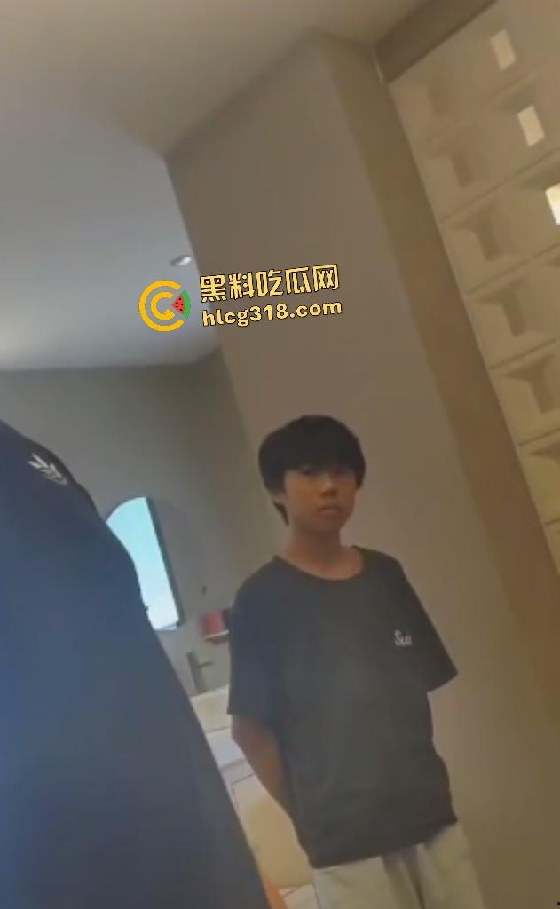 普宁黄毛诱拐三小学生去缅甸“赚大钱”,家长定位直接抓包,还谎称不知是小学生,小孩真不知天高地厚!-3