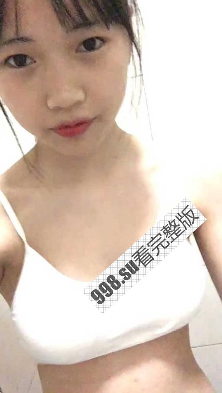 四川广元东溪中学 大哥花 3 千收购高三妹子自慰秀 年纪不大奶子很丰满！-2