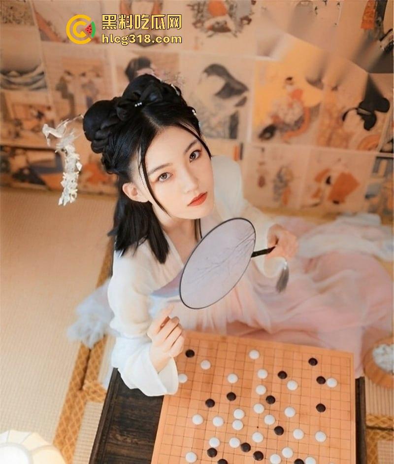 浙江大学高颜值学姐【邓婷婷】为实现财富自由，誓要下海做网黄，与男友苦练床技被曝光私拍！-2