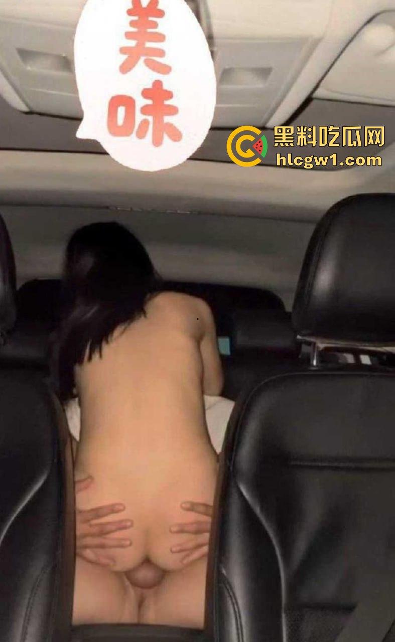 绿帽奴性彻底释放!绿帽男把老婆送给单男野战,自己边看边撸,屌都要撸秃了,绿毛龟真牛逼!-1