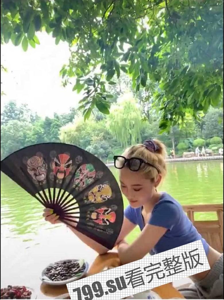 常州巨乳蜂腰骚女陈 xx Fox 疫情欠钱无力偿还 被逼无奈下海还钱！-2