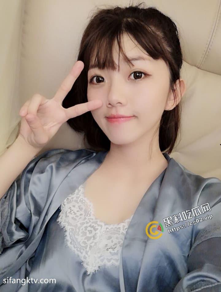 极品反差婊【李欣】被男友调教,做爱中语音套路追求者,模拟做爱过程,咦人还怪好的,让舔狗也有参与感-2