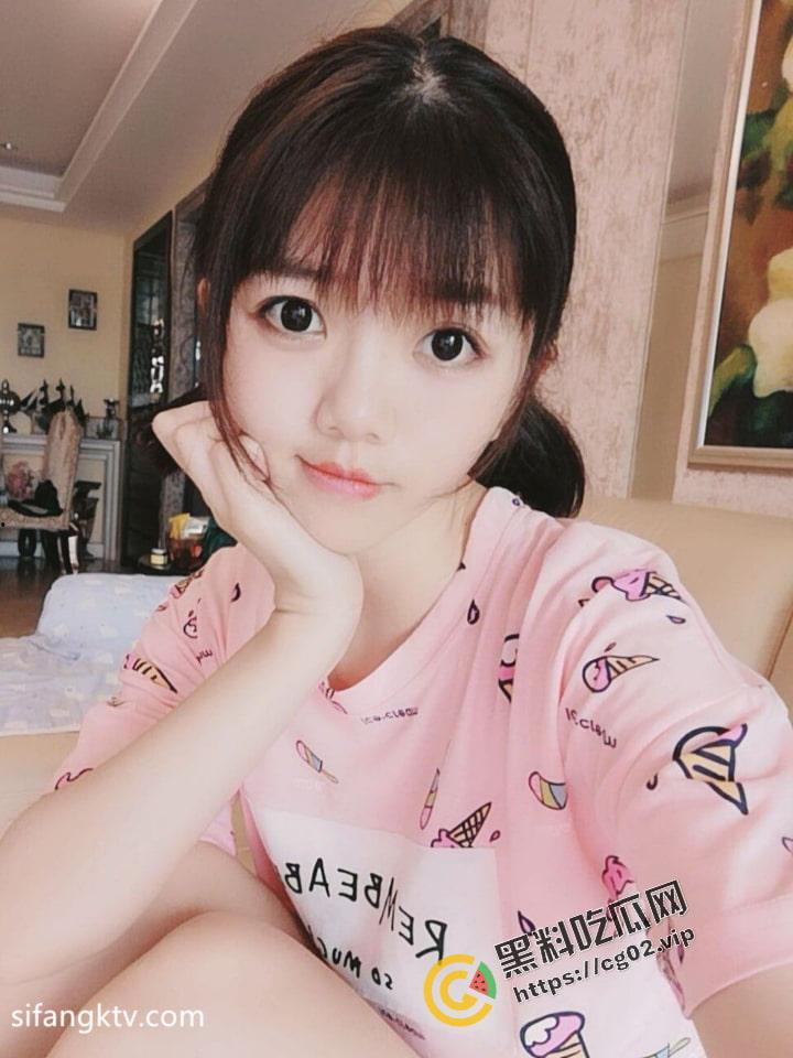 极品反差婊【李欣】被男友调教,做爱中语音套路追求者,模拟做爱过程,咦人还怪好的,让舔狗也有参与感-4