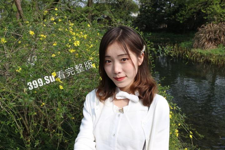 手上有活才有逼操！天津财经大学大二母狗 吴晶晶 跟男友谈恋爱期间被大一摄影学弟开发了 怼脸视频流出-3