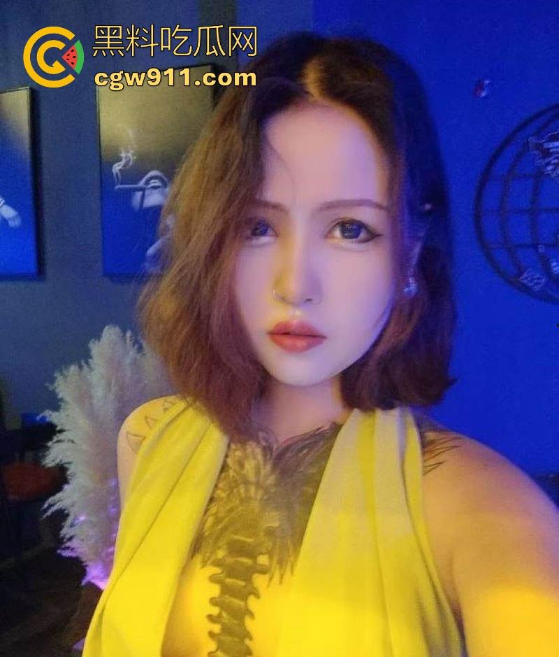 开封王婆说媒再次火爆全网!02年契约兽【修妍奇】上台征婚 ,玩小众圈子的极品魅魔!-16