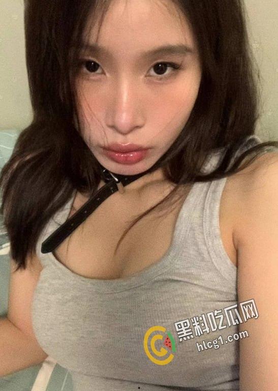 上海艺术学院极品身材 身高175的舞蹈女孩 刘颖 被渣男Pua不成 曝光性爱视频泄愤！-4