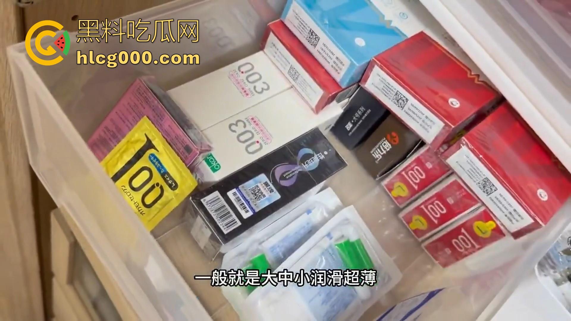 极品外围记录生活VLOG，白虎嫩逼到处飞往各地服务大佬，让我们走进她沉浸式做鸡的一天吧！-12