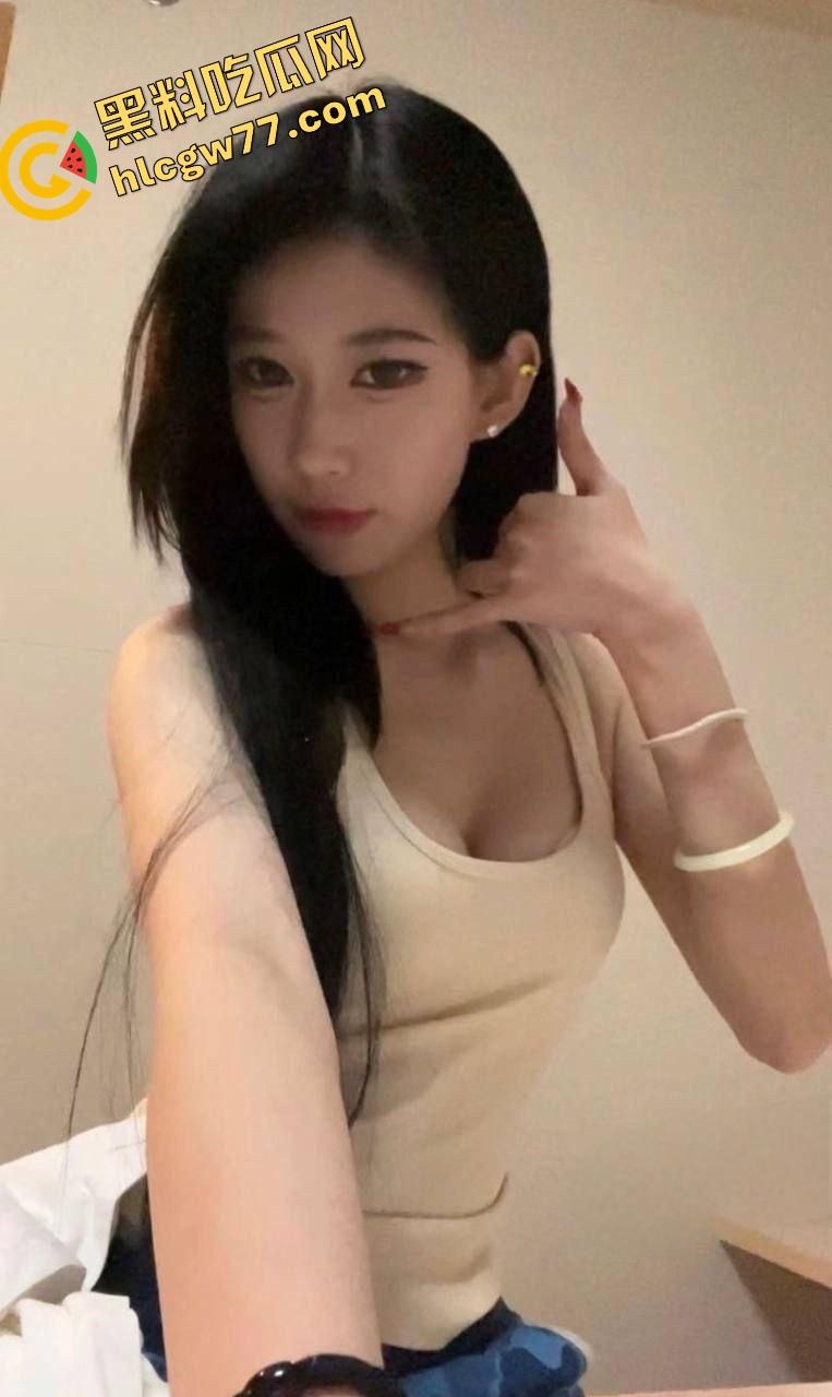 贵州财经大学女神【田静】网上约炮视频曝光，白天装淑女，晚上被操得屁股乱抖，贱得像条狗！-2