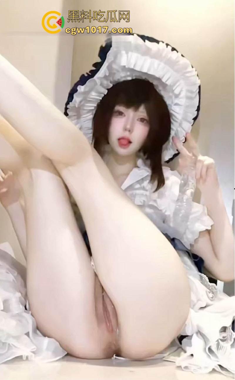 极品反差少女【huitinq349544】新作自慰神作，病娇萝莉cos第五人格露脸白虎自慰，水晶棒深捅蜜桃臀高潮喷汁！-5