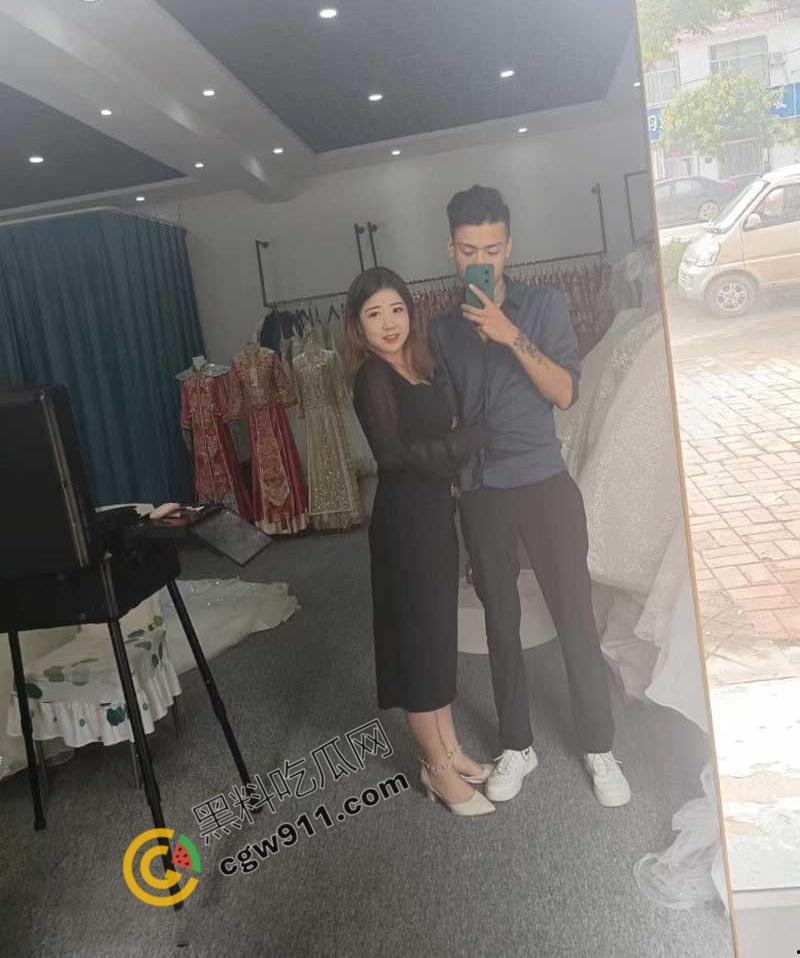 山东巨乳人妻【颜丽君】与精神小伙偷情视频外流,肥臀大骚穴,天生欠干,小穴被彻底玩烂!-5