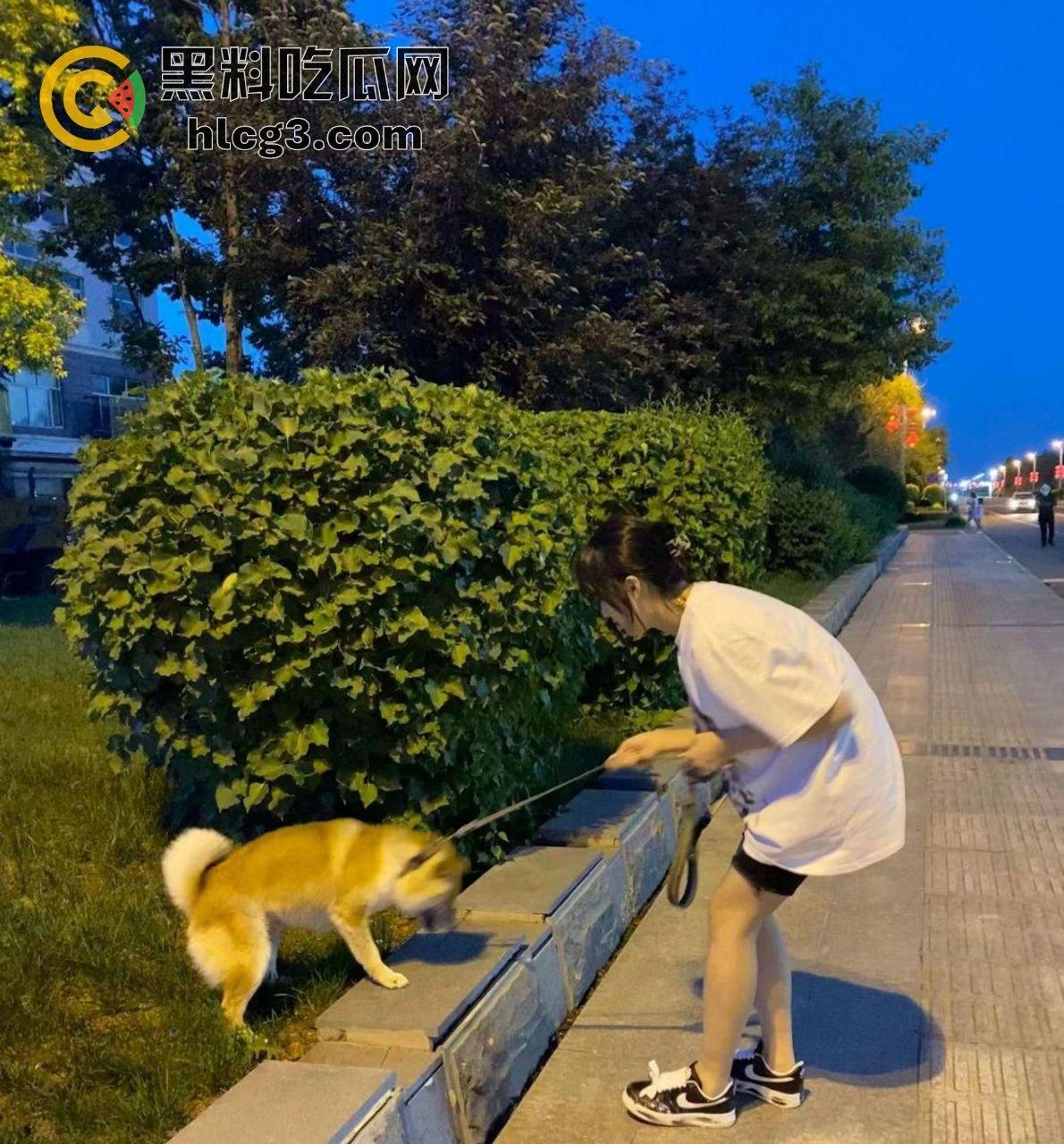 叶璇亲密旅拍视频流出，上海美女与青岛男友激情狂欢，云盘泄密大尺度片段引发轰动！-11