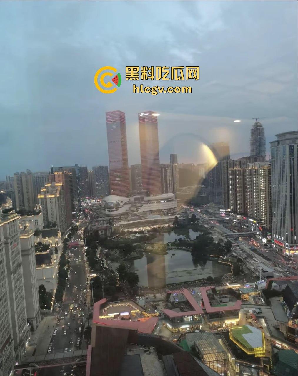 抖音60w粉丝网红『牛b』小三上位大翻车！八块腹肌男友性爱视频流出，恋爱脑遭遇渣男终成笑柄！-9