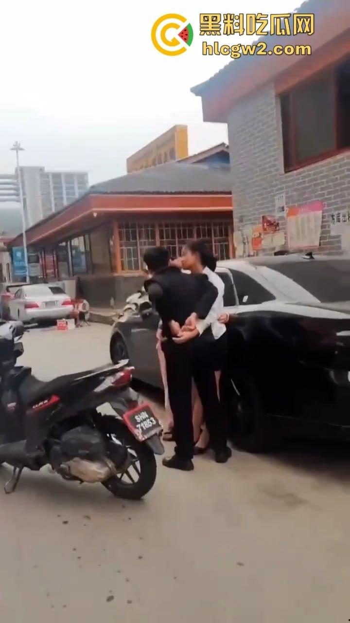 缅甸勐拉醉酒妹酒后倒贴闺蜜老公 强吻硬抱还蹭鸡 原配在一边无能狂怒-3