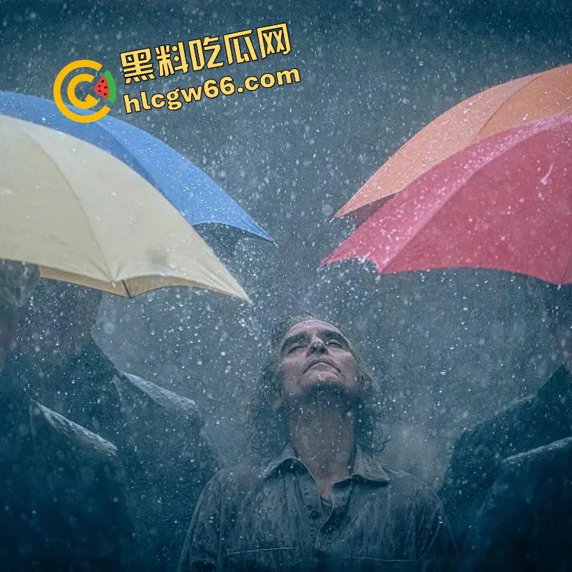 小丑2高清蓝光杜比音效免费看 ，从哥谭杀戮到莉奎左尔的爱，他从黑暗中逆袭，开启疯狂反击！-7