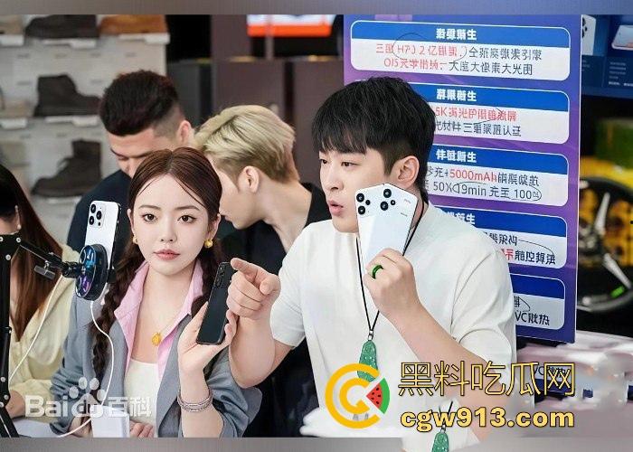 顶流男网红【辛巴】再陷风波!因嫖娼被杭州警方带走,出来之后就立马跑路去了香港,嫖娼视频流出!-13