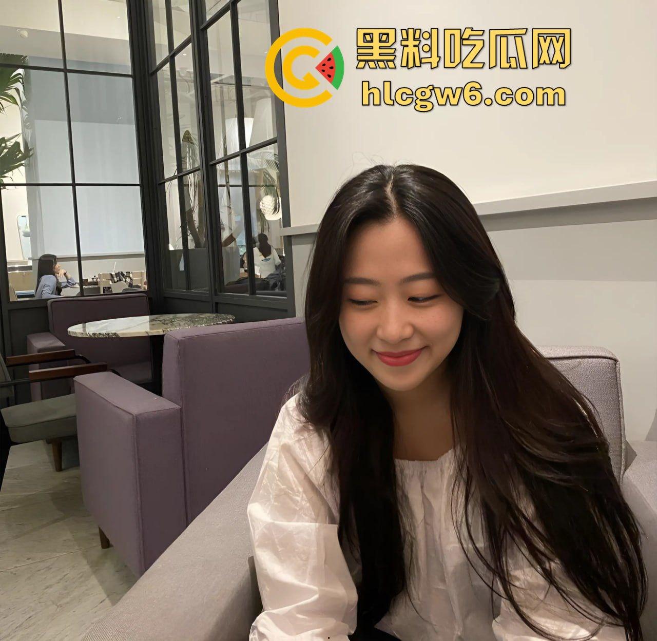 邻居练瑜伽的妹妹聊了2个月,脱了裤子才知道,床上这柔韧度就是为操而生的 摆个一字马彻底榨干瓜友!-13