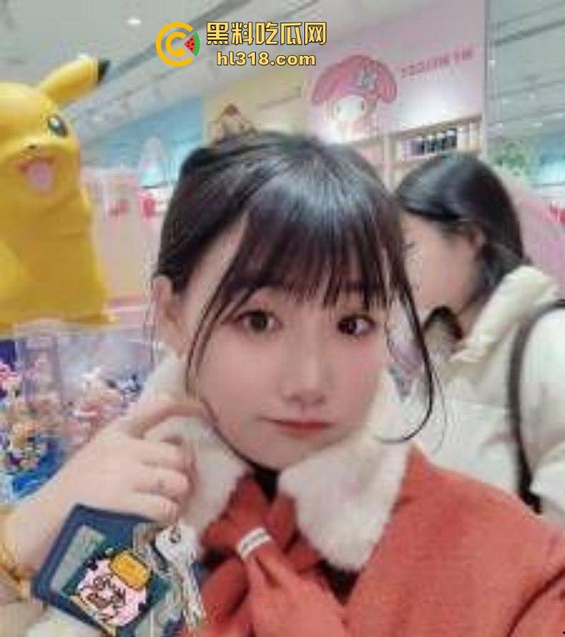 西安极品魅魔淫娃【李嘉馨】 订婚后仍不安于现状,痴迷炮友大屌,趁丈夫出差送逼上门,被暴操到淫水狂喷!-3