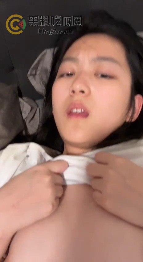 大一四川传媒舞蹈系妹子『张茜』反差魅力爆发!眼镜一戴瞬间让小哥JB起立-7