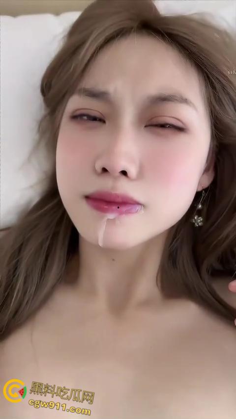 渣男大叔约炮清纯学生妹，懵懂少女蒙眼口爆颜射，黑丝美乳被狗链调教玩弄，扛腿抽插淫叫不止 ！-8