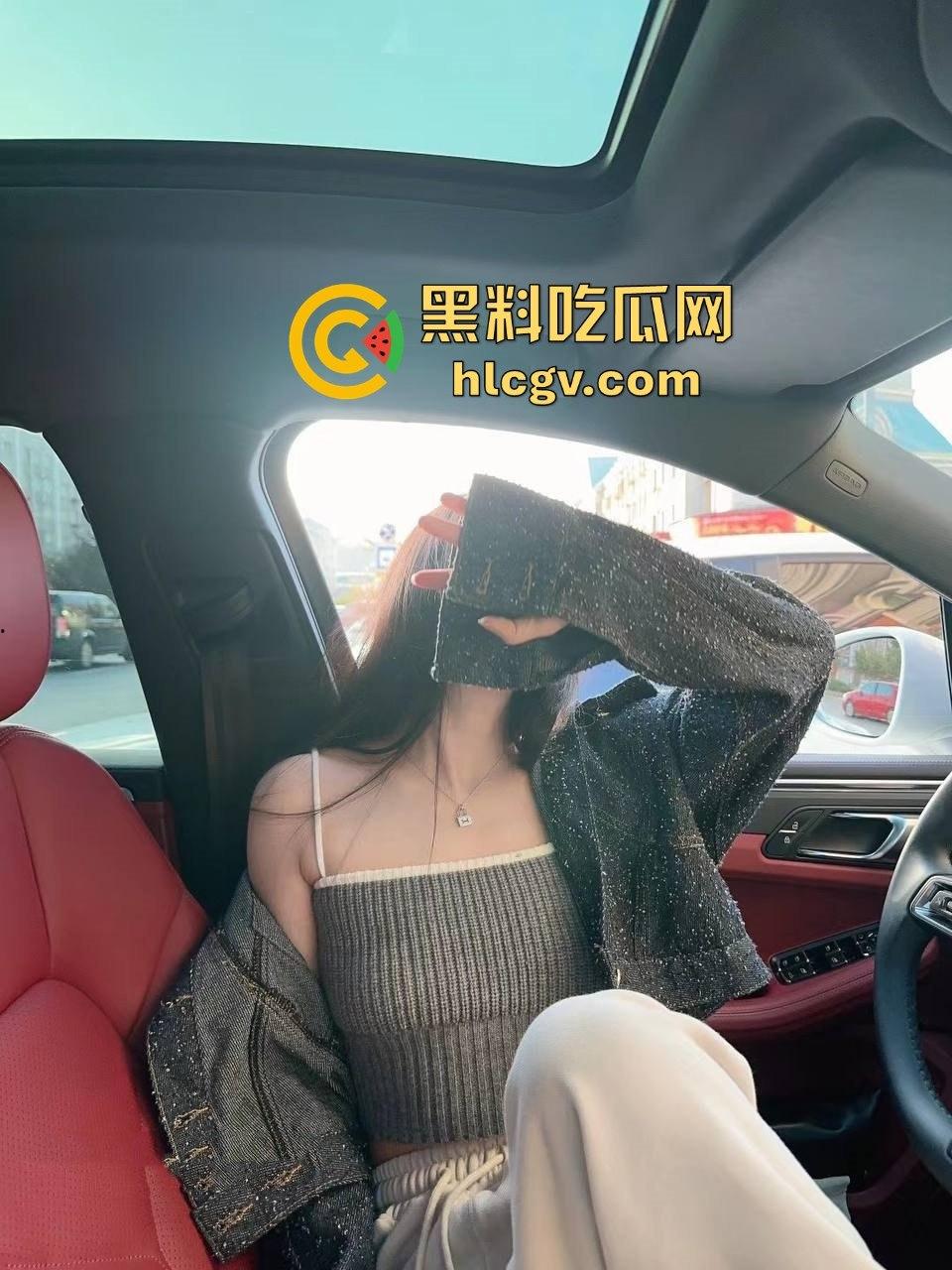 约啪大神『隔壁王某某』狂约极品嫩模！颜值身材爆表，胯下游戏燃烧的不止是卡路里，还有人民币！-4