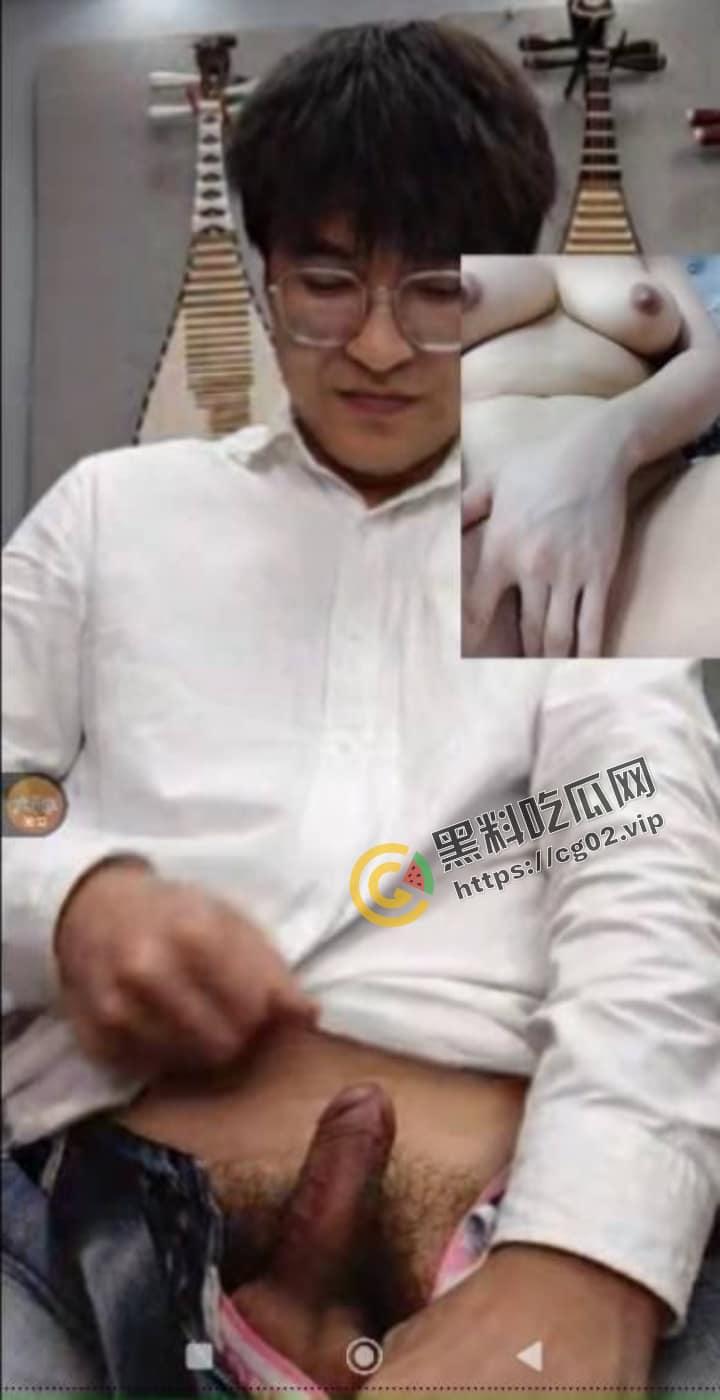 开盒曝光！抖音【会一点琵琶的邵老师】真名邵挺 有家事且女儿刚四个月的情况下 勾引学员 裸聊打飞机 视频曝光！-6