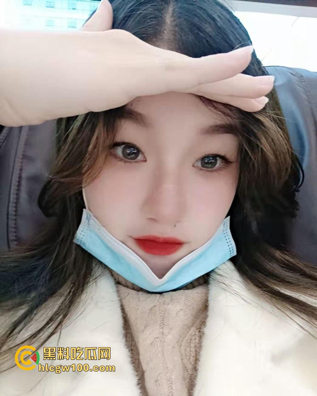 上海小区人妻【李雨桐】表面优雅实则骚到爆，偷情内射上瘾，每晚主动掰开腿喊老公都干不爽，快来扩我菊花！-2