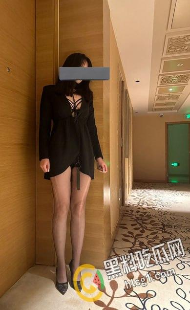 浙江传媒学院极品校花 高颜值完美身材反差母狗 与主人的日常活调教活动 真是将反差展现的淋漓尽致啊-9