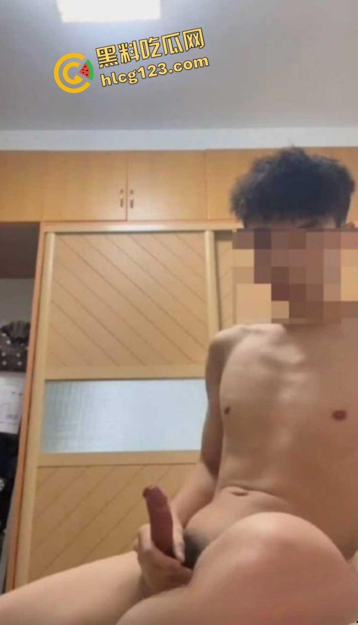 抖音380万粉丝网红美食博主 神奇海挪 只因为吃了个西班牙菜吃就塌房 女主发文公开质问!-13