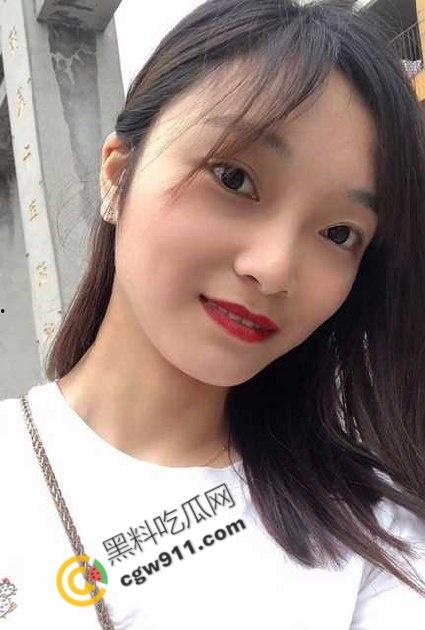 南京市星辉高级中学英语老师夏宁莹出轨丑闻曝光：高超口活迷倒校长，夜夜加班呻吟不止-3