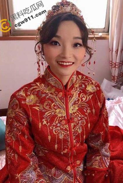 南京市星辉高级中学英语老师夏宁莹出轨丑闻曝光：高超口活迷倒校长，夜夜加班呻吟不止-4