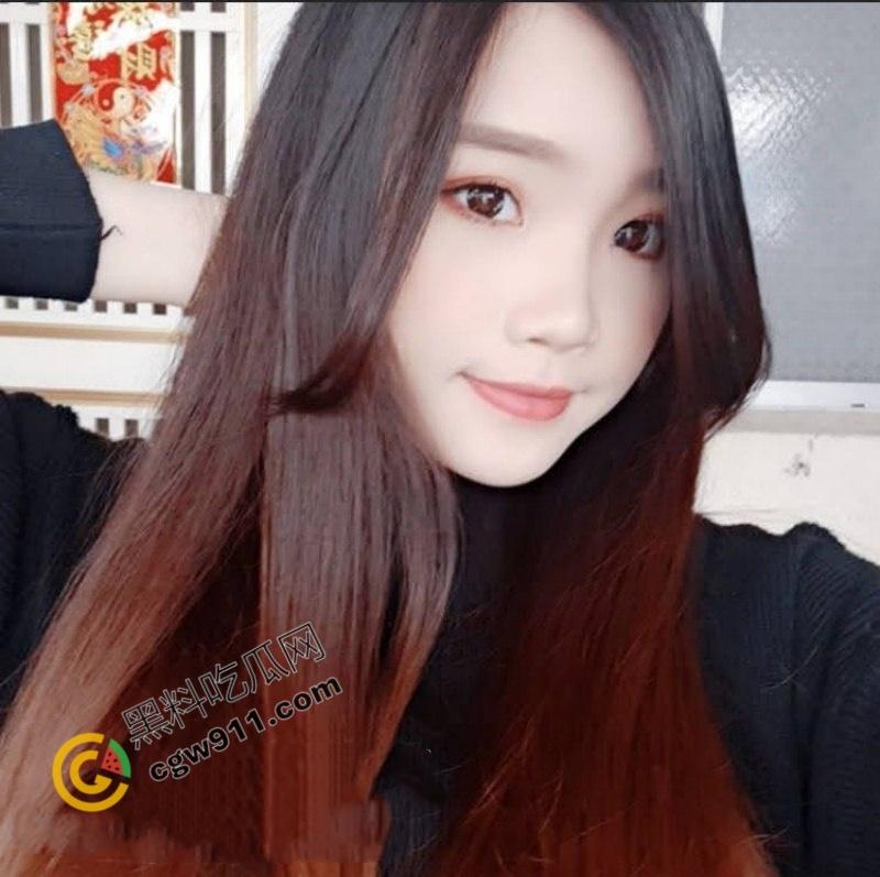 湖南36D豪乳嫩妹【谭郡】淫荡约炮流出！浴缸中粉嫩馒头穴被狠狠爆操，淫水四溅，雪臀乱颤-4