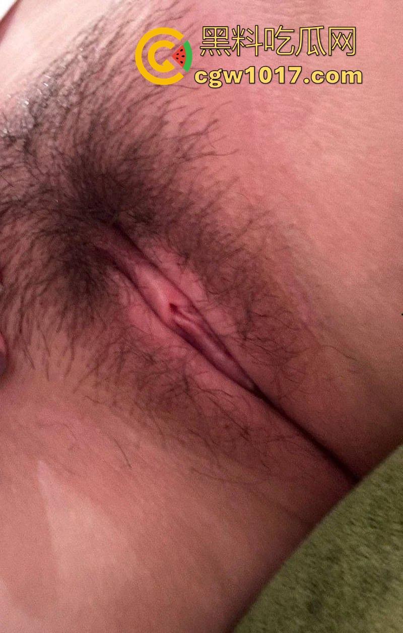 黑龙江工业大学微胖学妹【李志怡】少则三天一战，多则一天五炮，被圈内人公认的榨精女王，呻吟淫荡程度如麻豆女主！-6