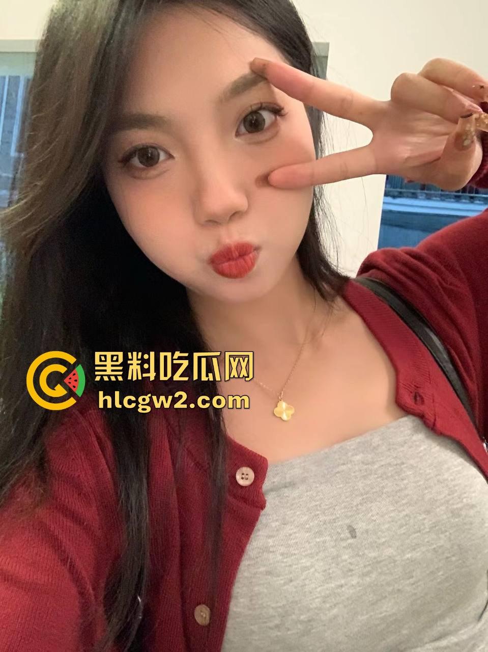 瓜友独家爆料大学同学毕业聚会后酒店偷搞 极品颜值身材的妹子有男友不让拍,只能偷偷来!-5