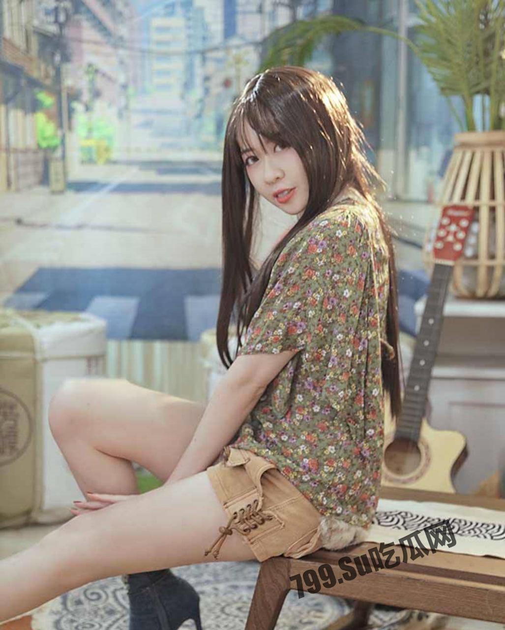 神剧情系列《失恋 M 字腿》失恋的长腿卯咪妹妹 怎么被我扒光了-14