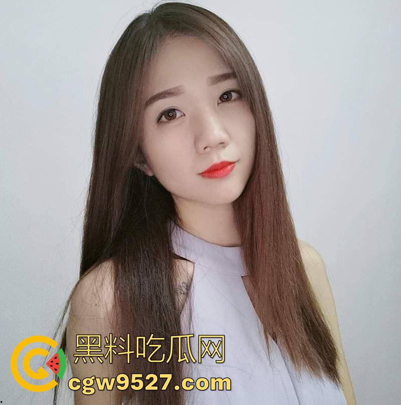 曝光极品前女友【黄怡含】，大奶肥臀肌肤白嫩，却背着男友到处约炮，被发现后将其曝光！-1