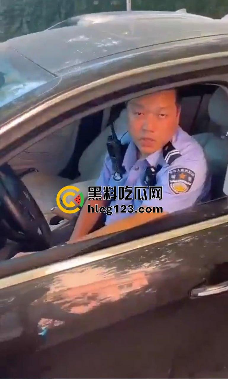 青岛逆行真是人才辈出！路虎女、辅警哥轮番上演，看来考事业编得先学会逆行！-5