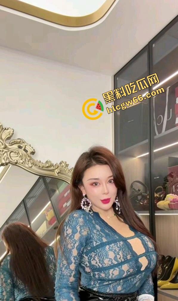 人妻人设崩塌，抖音大奶网红【大诗瑶】被爆操视频流出，露脸喊射我骚穴里，金主干到内射狂喷！-5