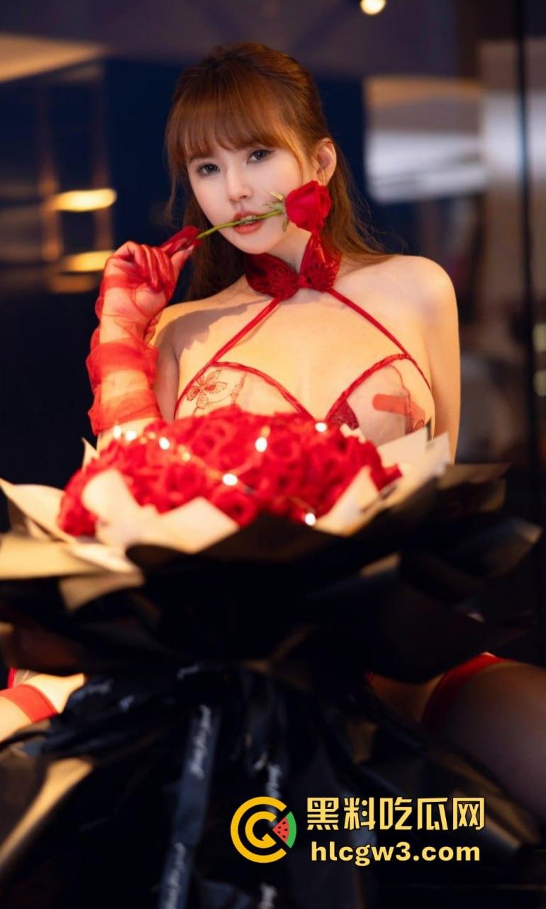 秀人网反差婊【张思允】爆火，顶级巨乳肥臀，烈焰玫瑰般骚劲，诱惑私拍最新一弹流出！-2