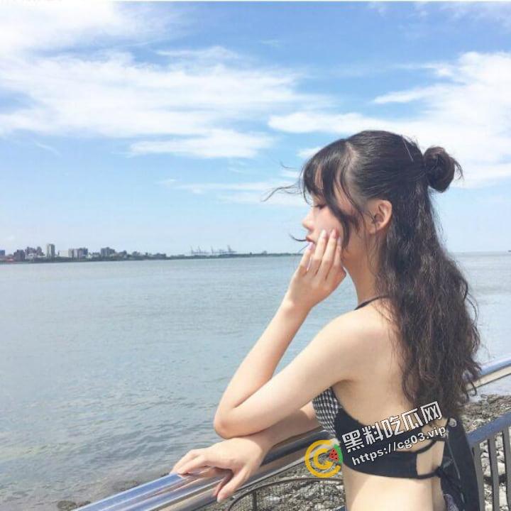 台湾台北第一女子高级中学 校花【谢季璇】和男友的自拍片流出-3