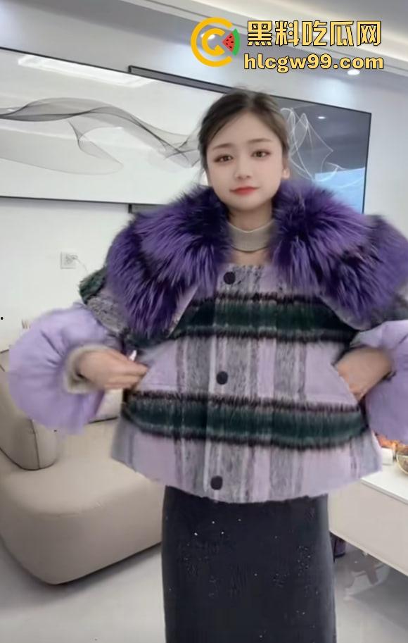 江西精神小妹【萍果】跑路怀化，家里闹翻后混迹酒吧，夜夜夜店蹦迪嗨爆，没钱就开私播抠逼赚快钱，互联网卖逼！-7