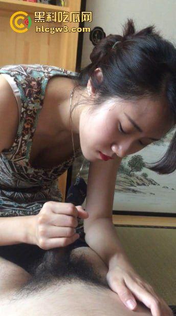 清晨大奶少妇口交式叫醒服务 堪比莞式服务 男人的浓精才是她的晨间营养餐 清晨第一发让阳光和浓精齐飞！-3