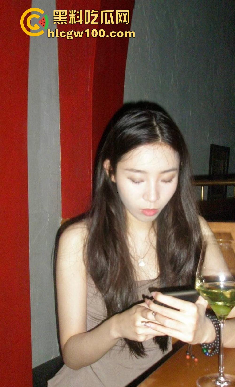 北京高冷白领御姐『黄娟』辞职变风骚母狗,酒店被领导无套抽插爆操当场被抓,辞职后彻底下海浪翻天-1