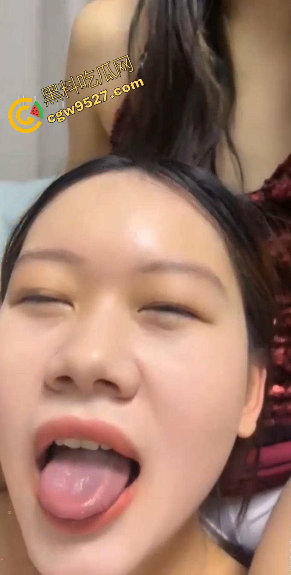 大胆女奴的性爱冒险！被主人各种调教，舔脚，吃口水，抽打，视觉冲击的绝对放纵-4