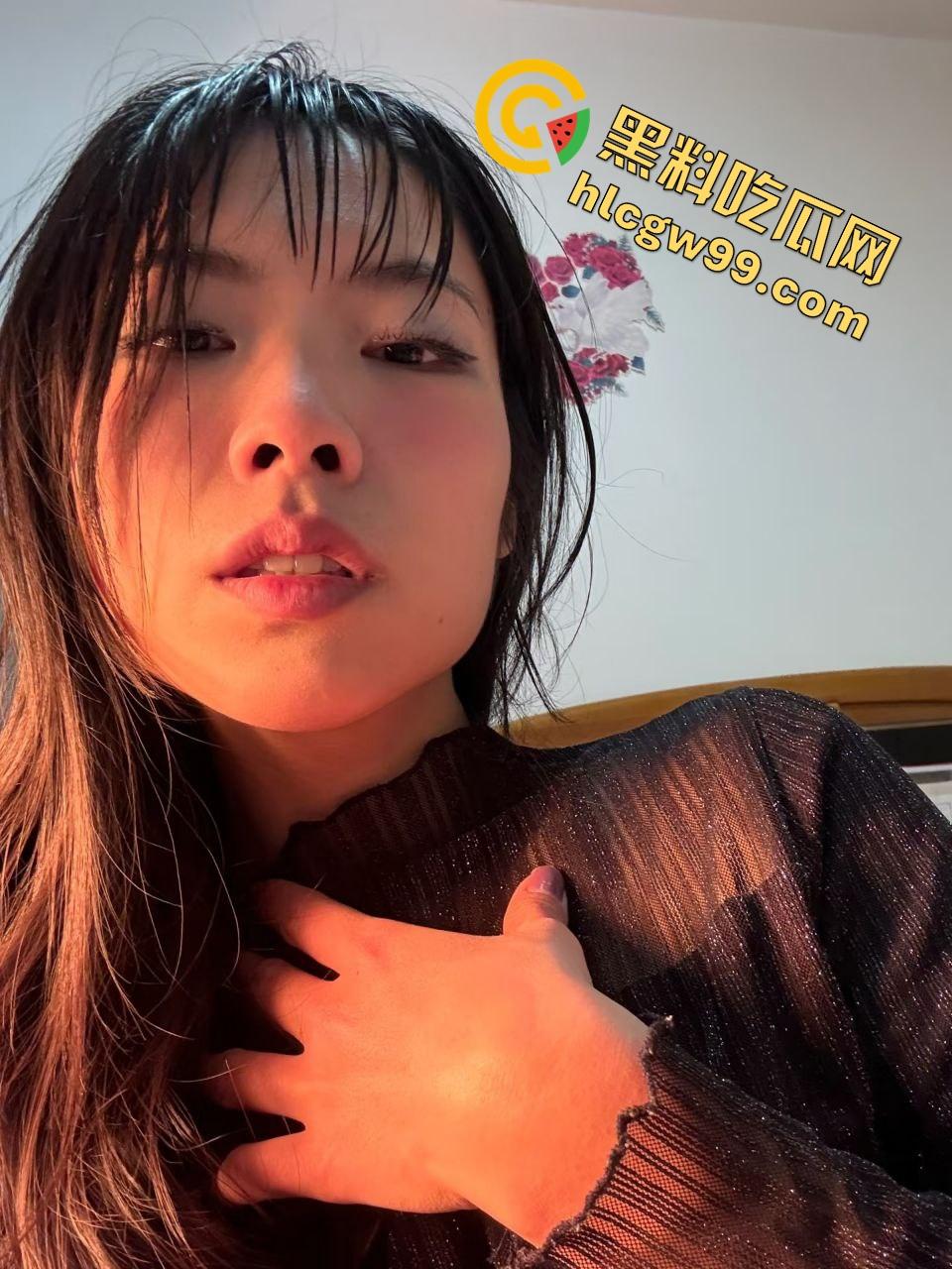 湖南长沙受虐倾向骚母狗【何瑶】浴室调教金主暴力冲水,小便淋头深喉口爆!独家曝光流出!-1