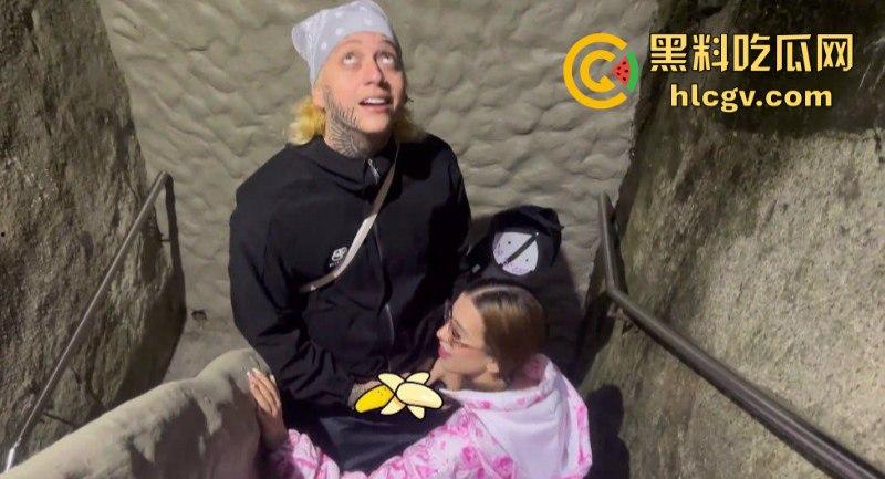 国外情色网红【KattyBlake】南美洲旅游吃鸡露出 打卡瓜塔佩巨岩 公然活春宫事件-7