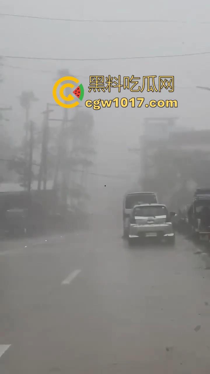 超强台风海鸥强势登陆菲律宾，全国进入灾难状态至少导致142人死亡，127人失踪，近几年全世界环境真的越来越严重了！-10